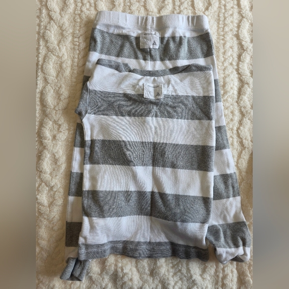 Burt’s Bees Kids 3T Organic Cotton Pajama Set | Gray Stripe - Picture 4 of 5